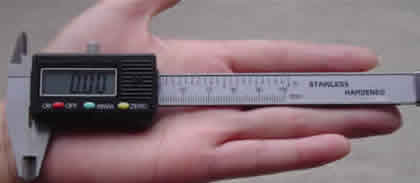 Digital pocket caliper